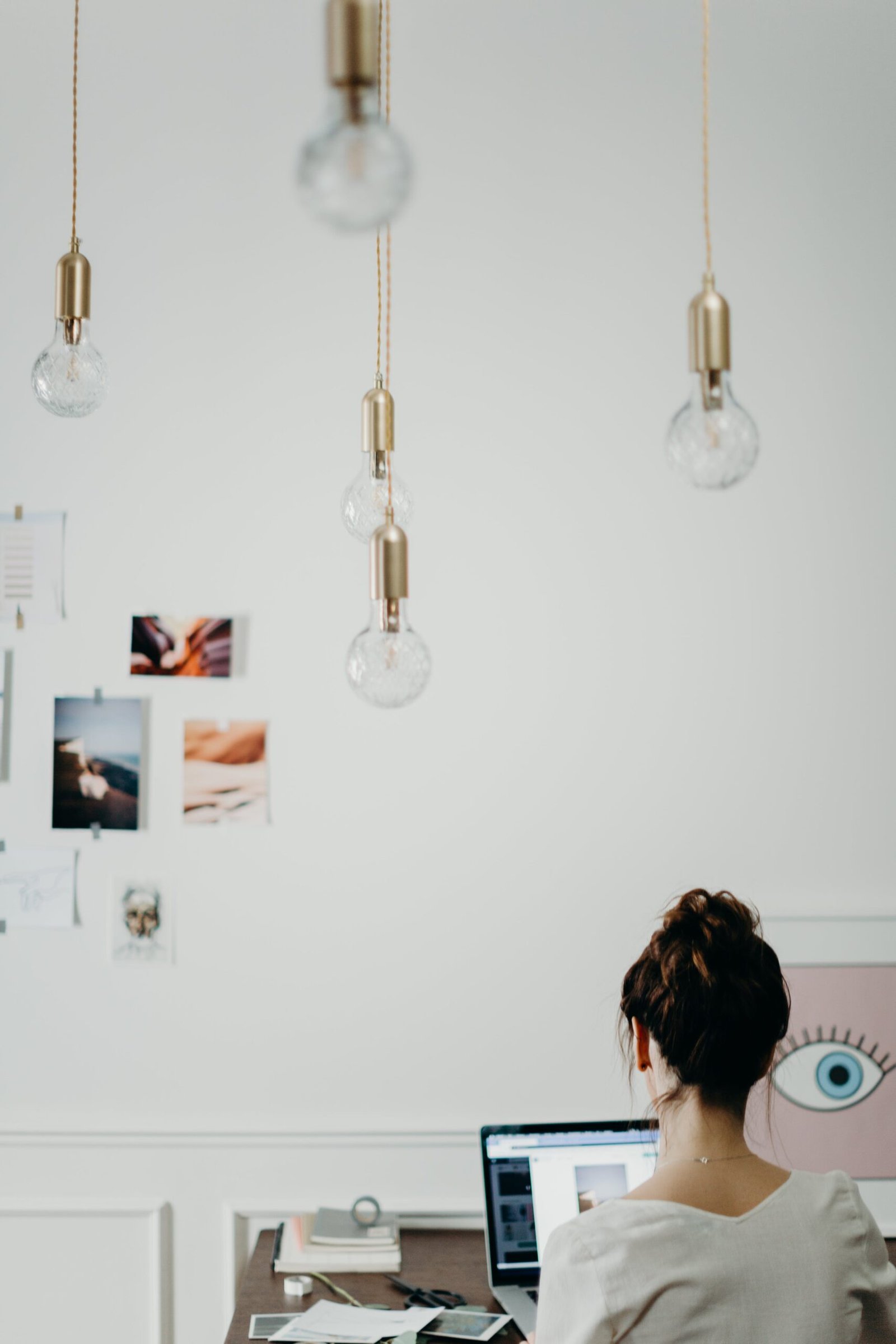 pexels-cottonbro-studio-3585034