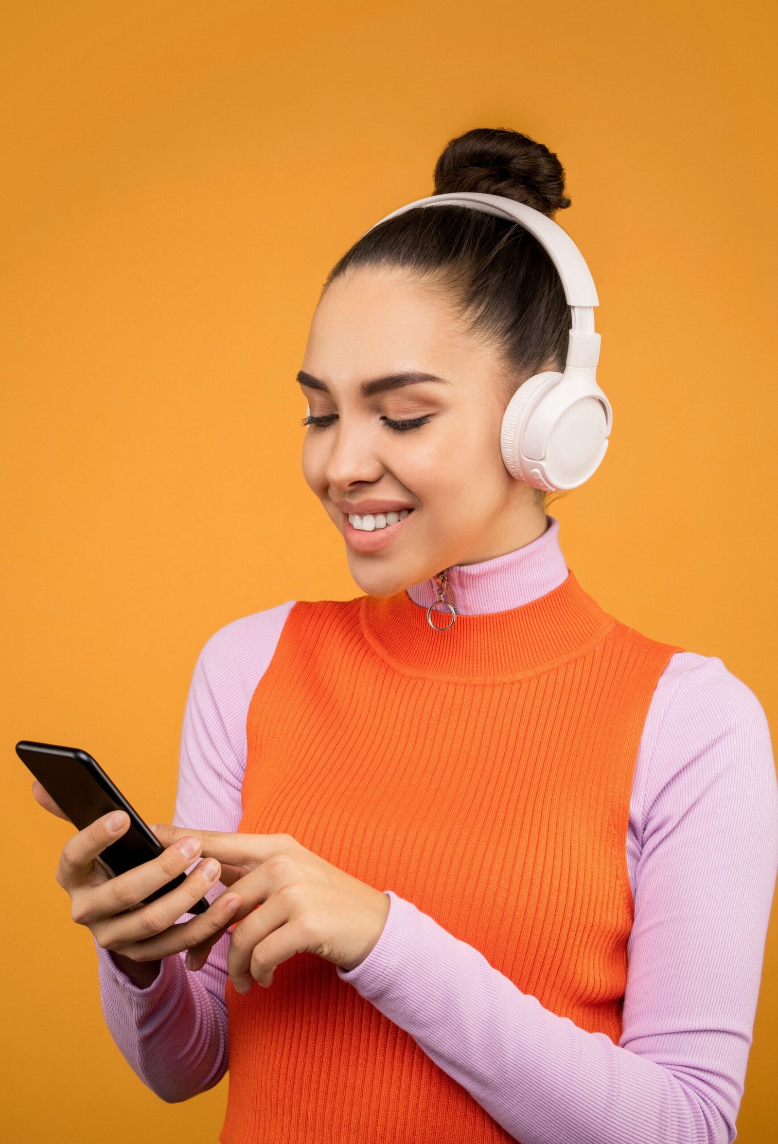 pexels-sound-on-3756858